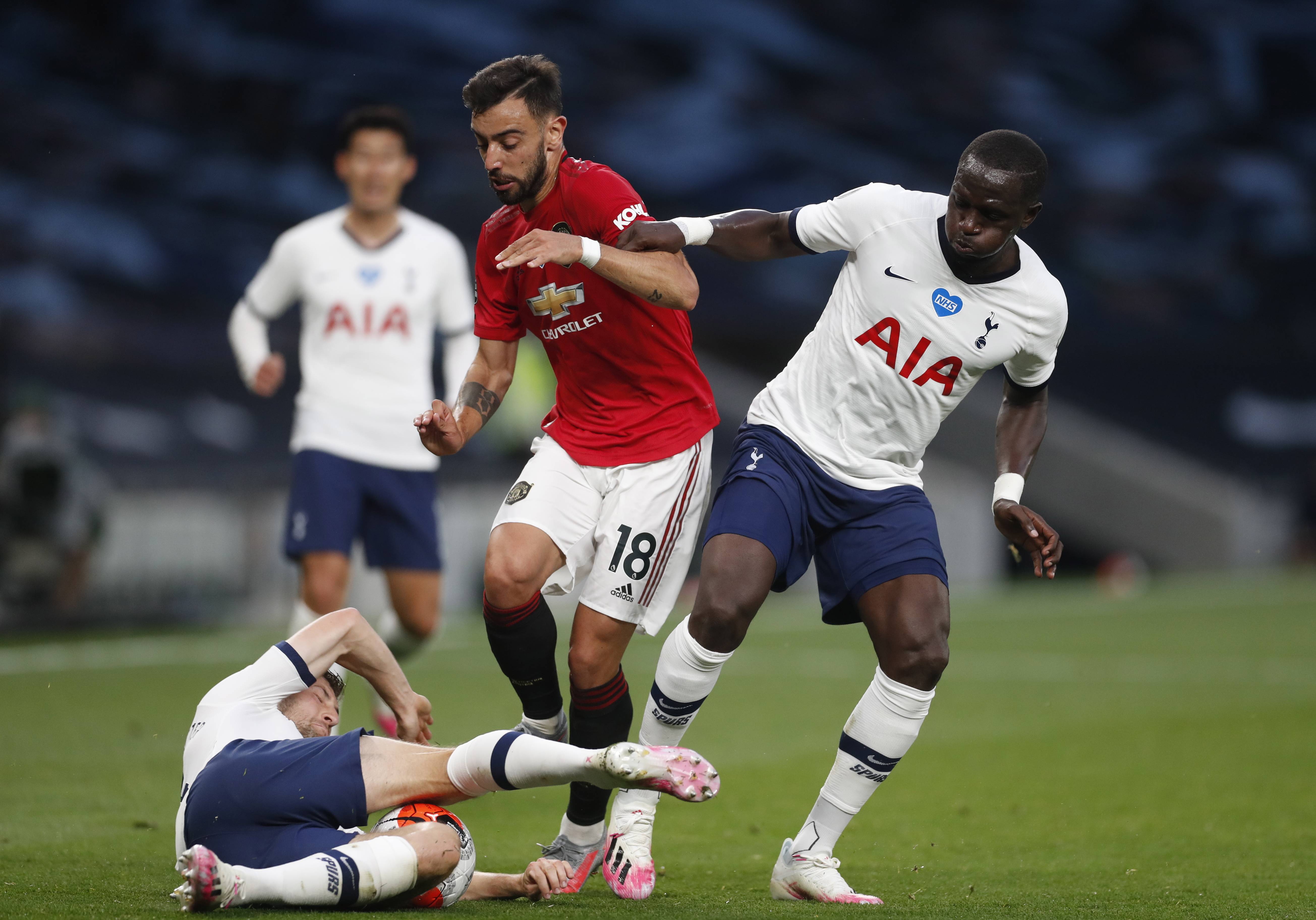 詹姆斯出战 詹姆斯出战